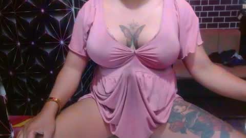  i am trixie im Your Selfsucking Mistress  online show from May 6, 5:14 am