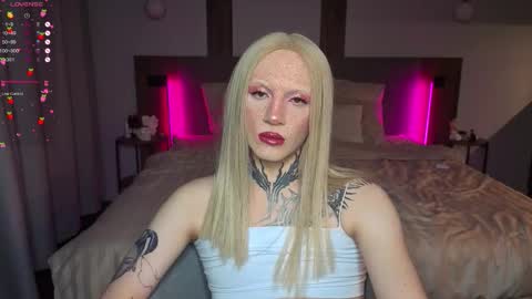 Michelle online show from February 12, 7:42 pm