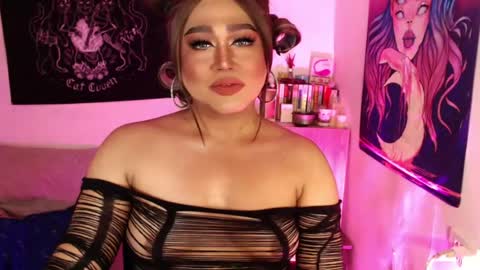 1lovelymess online show from July 29, 6:34 am