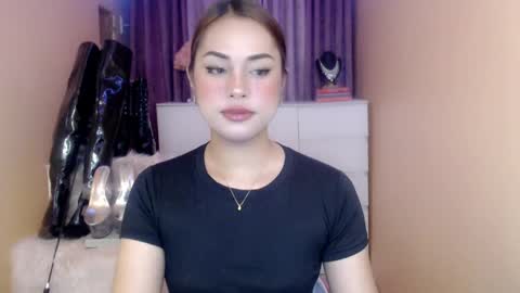 1miracle_tranny online show from May 3, 5:56 am