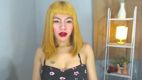 Kate online show from April 9, 12:45 am