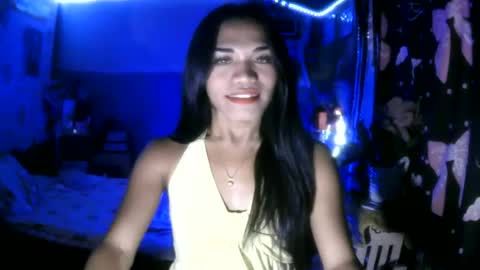 _kiannahbabe_ online show from July 8, 11:14 am