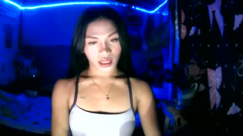 _kiannahbabe_ online show from July 20, 11:12 am