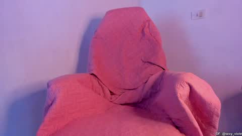 Violet online show from April 24, 7:39 pm