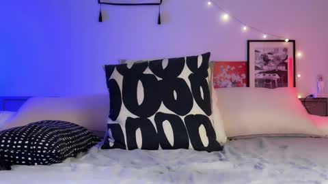 Ann online show from May 30, 7:12 pm