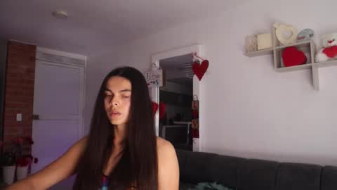 Anastasia Vahos online show from February 24, 7:07 pm