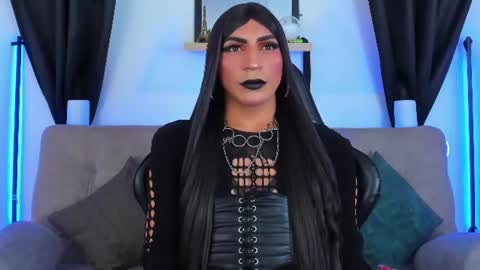 Abbigail Fuster  online show from July 9, 11:36 am