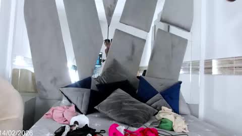 afrikan_diva online show from February 15, 5:36 am