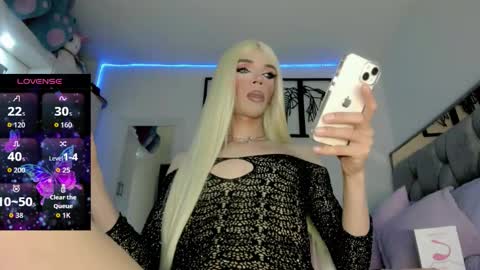 aiunii online show from March 11, 5:28 pm