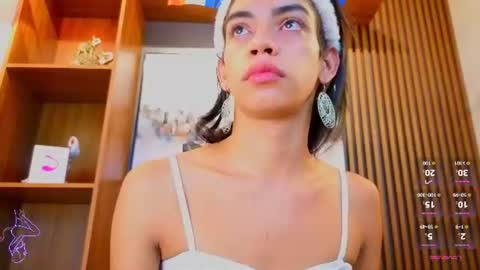 Alahia Rodriguez online show from July 13, 12:40 pm