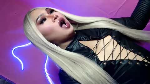 alexa_hansung online show from January 17, 5:20 pm