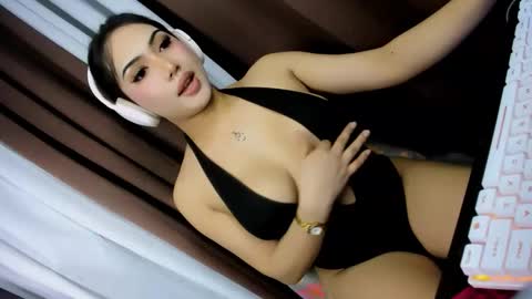 ur lovely alexa online show from February 17, 12:13 pm