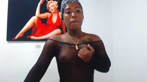 alexia_sinclaire24 online show from October 1, 12:00 am