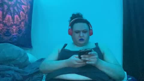 alexxxis2011x3 online show from February 24, 3:23 am