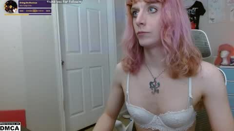 Alice Hatchette online show from January 6, 10:02 pm