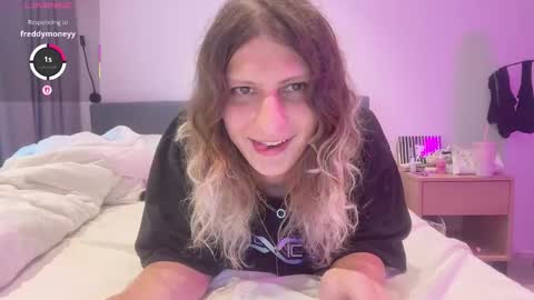 AlicePinkhead online show from November 6, 7:19 am