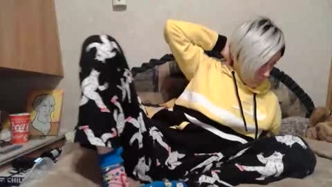 Alisha online show from December 5, 6:18 am