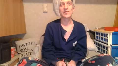 Alisha online show from April 29, 10:42 am