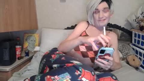 Alisha online show from May 2, 3:44 am