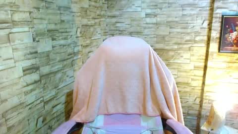 Lavinia  online show from May 7, 4:41 am