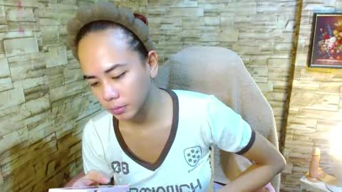 Lavinia  online show from June 3, 5:31 am