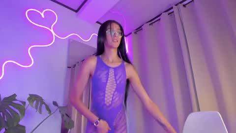 Allison online show from April 24, 11:08 pm