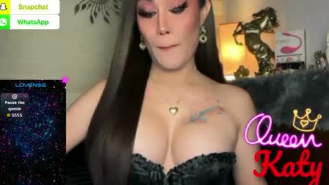 Queen Majesty Katy online show from May 2, 2:27 am