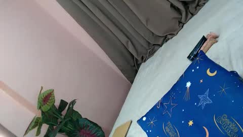 LEXY online show from February 7, 2:45 pm