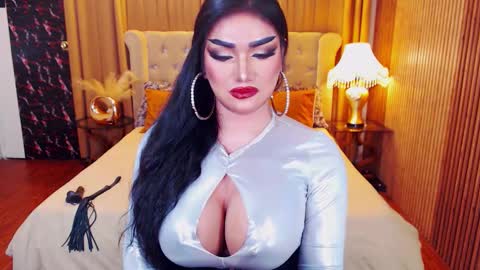 Alura Jhenson online show from December 20, 3:34 am