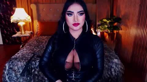 Alura Jhenson online show from March 14, 6:55 pm