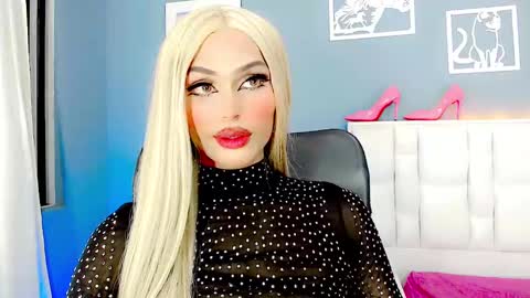 amal_baddel_ online show from December 6, 6:42 am