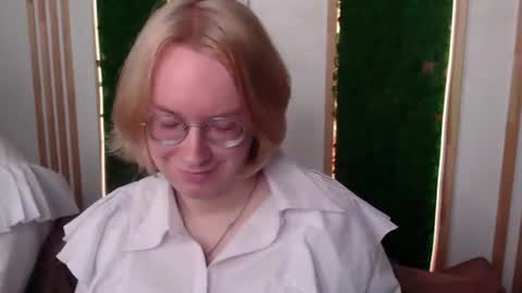 Hi im Amanda online show from June 18, 11:59 am
