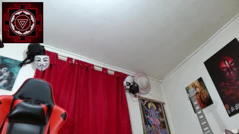 Amanda Valeska online show from November 28, 7:37 pm