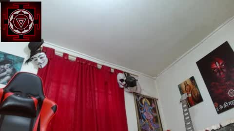 Amanda Valeska online show from May 3, 4:22 pm