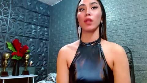 amandaleon online show from January 8, 2:35 pm