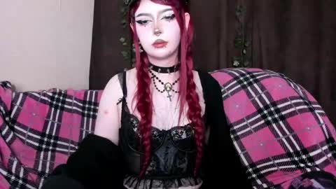 Amelia online show from April 26, 4:27 pm