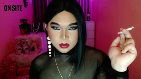 Queen Mireska online show from December 20, 1:54 pm