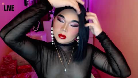 Queen Mireska online show from December 22, 4:17 pm