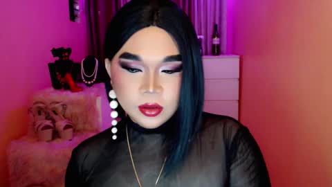 Queen Mireska online show from December 31, 5:44 am