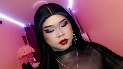 Queen Mireska online show from September 21, 11:49 am