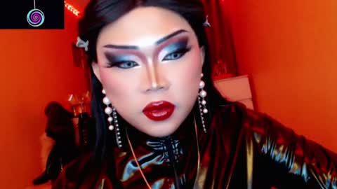 Queen Mireska online show from July 25, 2:48 pm