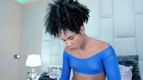 andreayano online show from October 6, 6:35 am