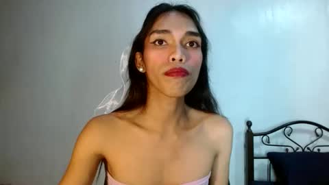 Snapshot of angelamonroe chatting on January 17, 12:42 pm SENORITA online show from January 17, 12:42 pm