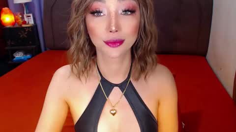 MS. AMALIA online show from May 1, 5:34 am