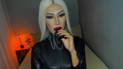 Miss Ann online show from October 5, 8:52 pm