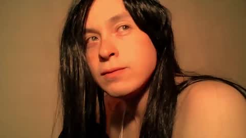 Snapshot of anitasmile chatting on December 18, 7:26 am Anita online show from December 18, 7:26 am