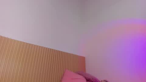 Aria Millers  online show from March 5, 11:48 am