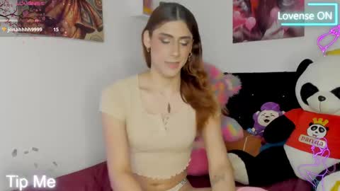 Ariana Forero ---- independet model online show from April 25, 12:03 am
