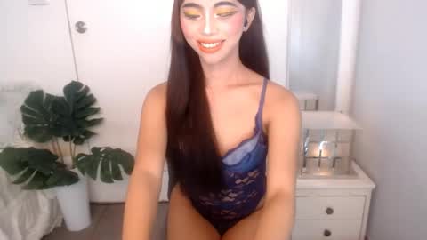 Ariella online show from April 28, 8:02 pm