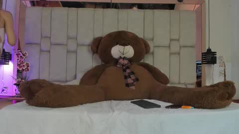 ash_valentine online show from February 3, 3:48 am